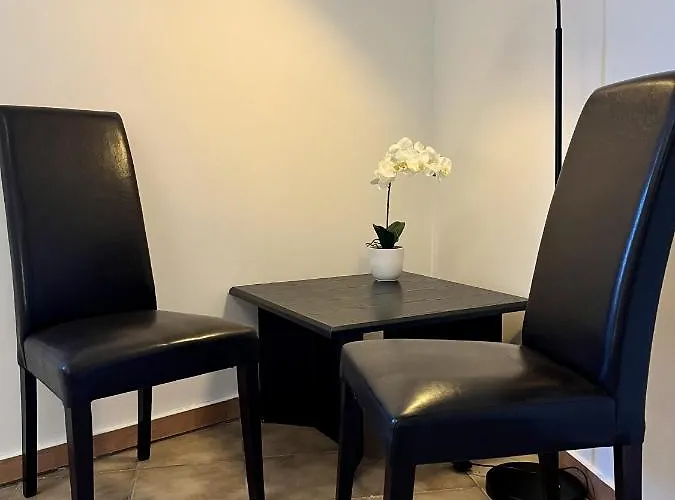 Nostalgie - 3 Zimmer, 5 Betten, 7 Personen, Kontaktloses Einchecken, Netflix Вупперталь