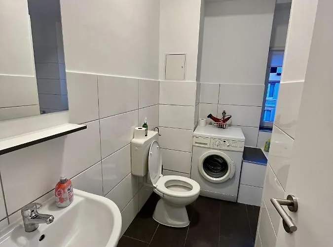 Nostalgie - 3 Zimmer, 5 Betten, 7 Personen, Kontaktloses Einchecken, Netflix Апартаменты