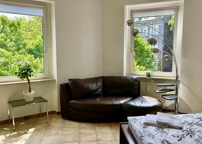 Nostalgie - 3 Zimmer, 5 Betten, 7 Personen, Kontaktloses Einchecken, Netflix *